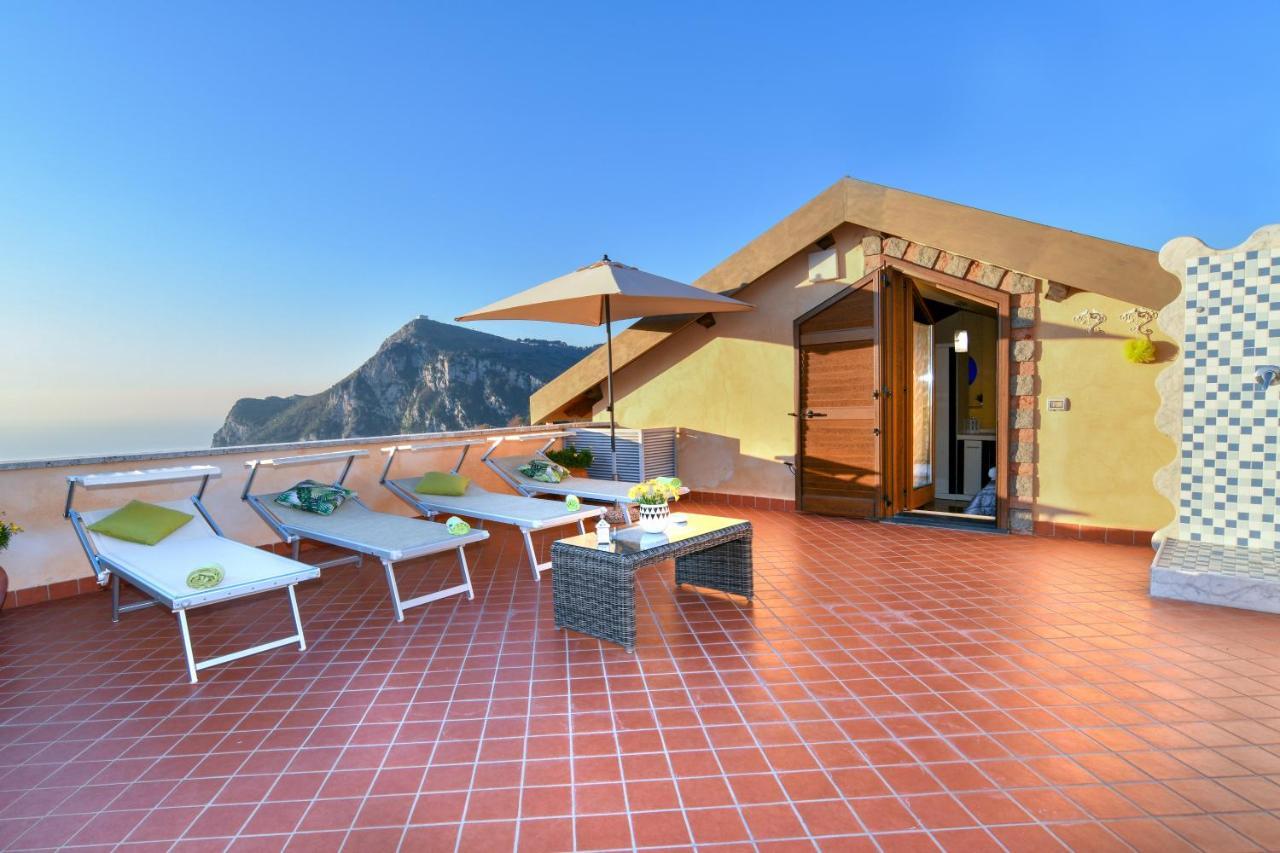 Casa Vacanza Villa Girasole ماسّا لوبْرينسِ المظهر الخارجي الصورة