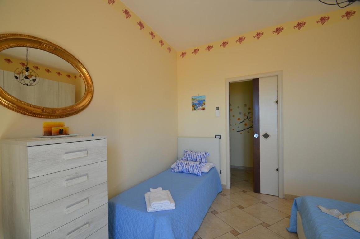 Casa Vacanza Villa Girasole ماسّا لوبْرينسِ المظهر الخارجي الصورة
